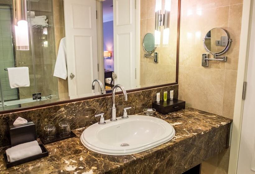 اتاق لوکس, Eastin Grand Hotel Saigon