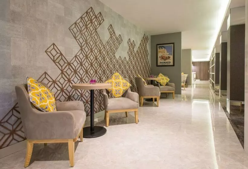 سوییت اجرایی, Eastin Grand Hotel Saigon