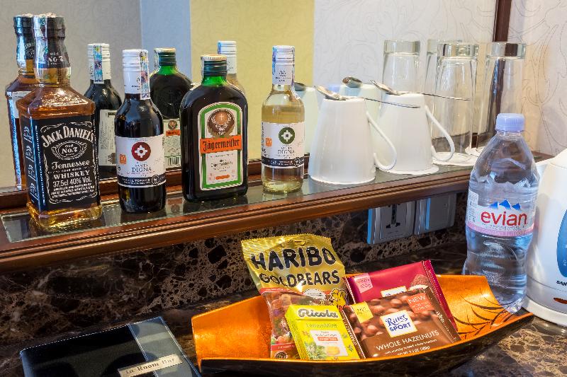 اتاق کلاب, Eastin Grand Hotel Saigon