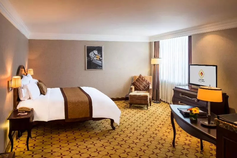 اتاق کلاب, Eastin Grand Hotel Saigon