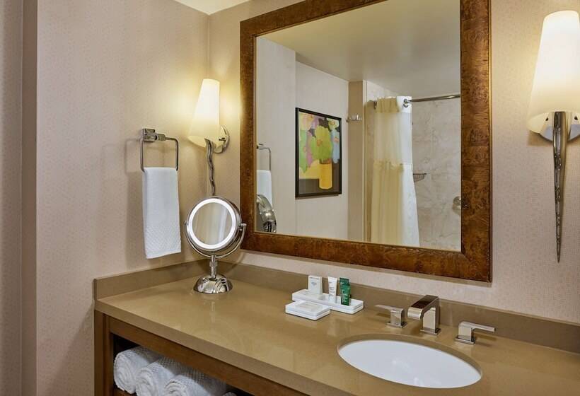 غرفة ديلوكس, Hilton Los Angeles North/glendale