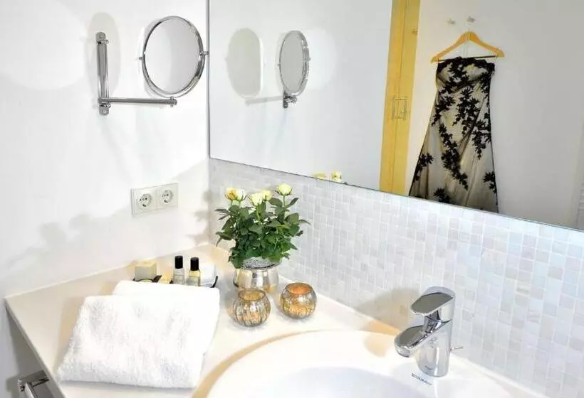 استودیوی استاندارد, Privathotel Lindtner Hamburg