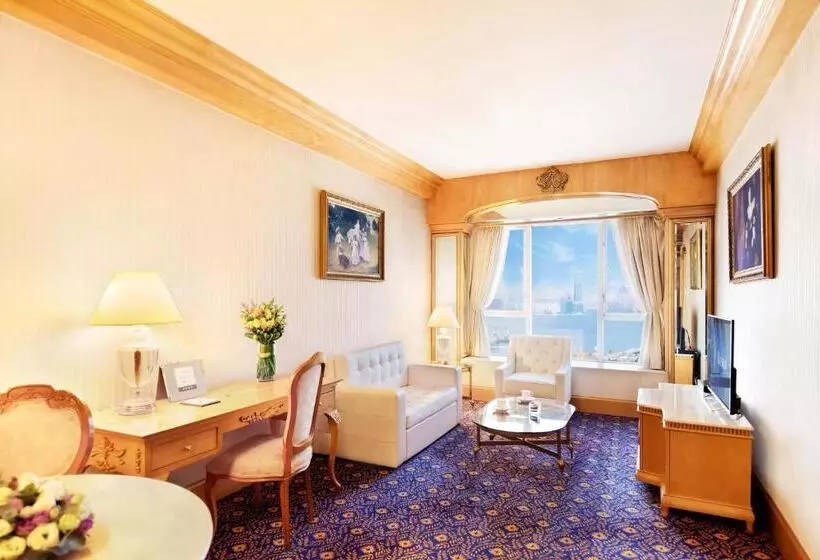 سوییت لوکس, Regal Hongkong
