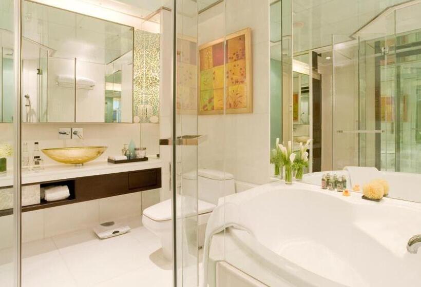 اتاق اجرایی, Regal Hongkong