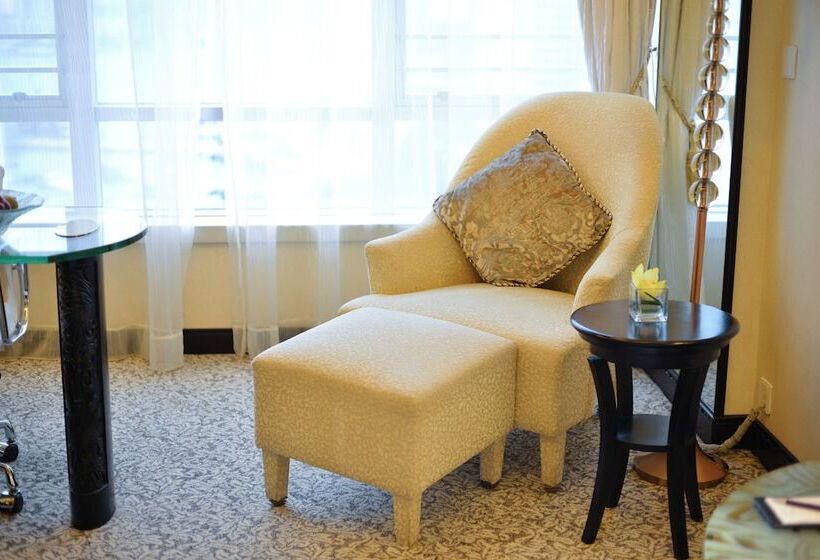 اتاق اجرایی, Regal Hongkong