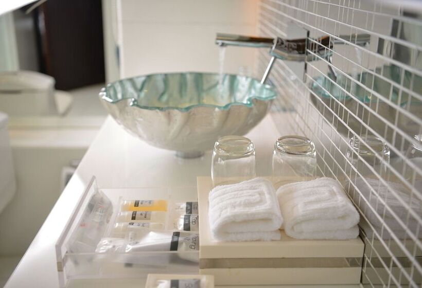 سوییت, Regal Hongkong