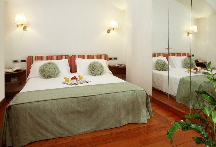 标准三人间, Sanpi Milano