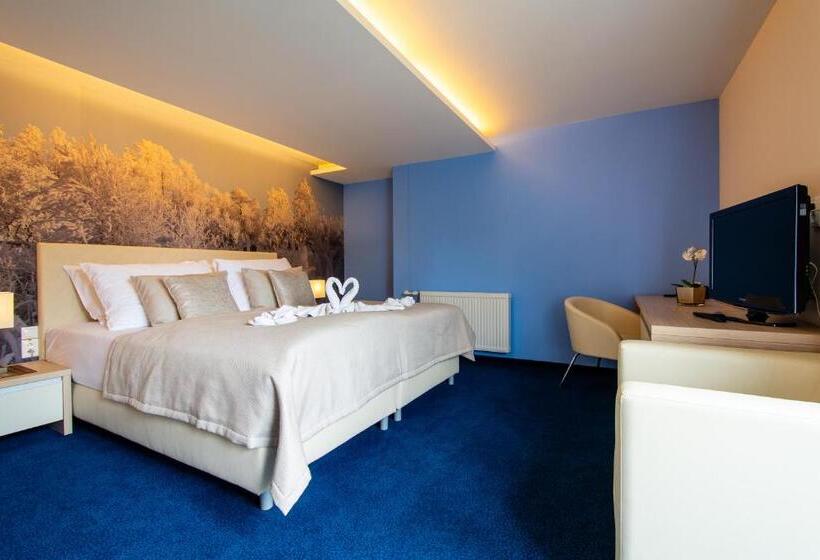 Номер Superior, Slovan