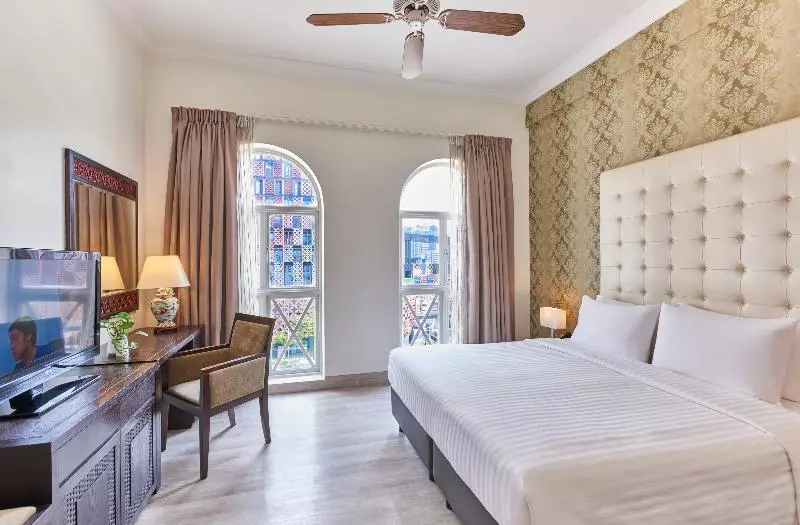 デラックスルーム, Village Hotel Albert Court By Far East Hospitality