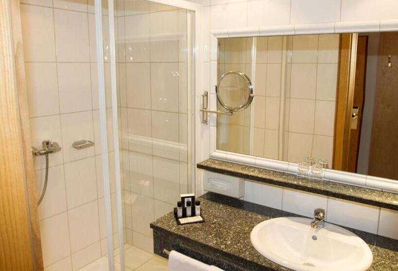 디럭스 룸, Albona