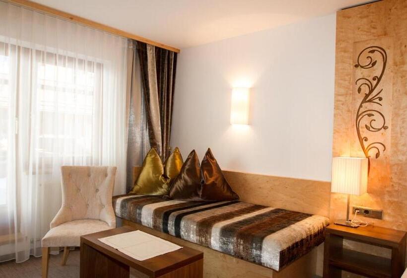 디럭스 룸, Albona