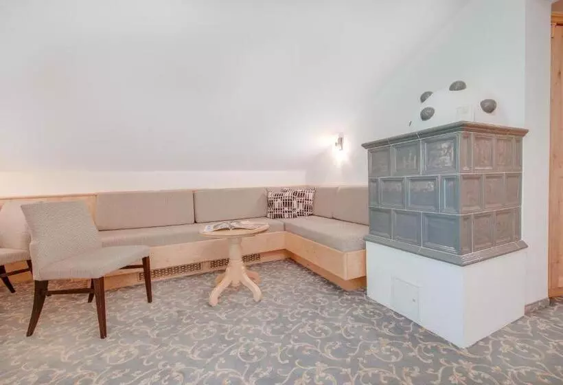 Suite 2 Dormitoare, Albona