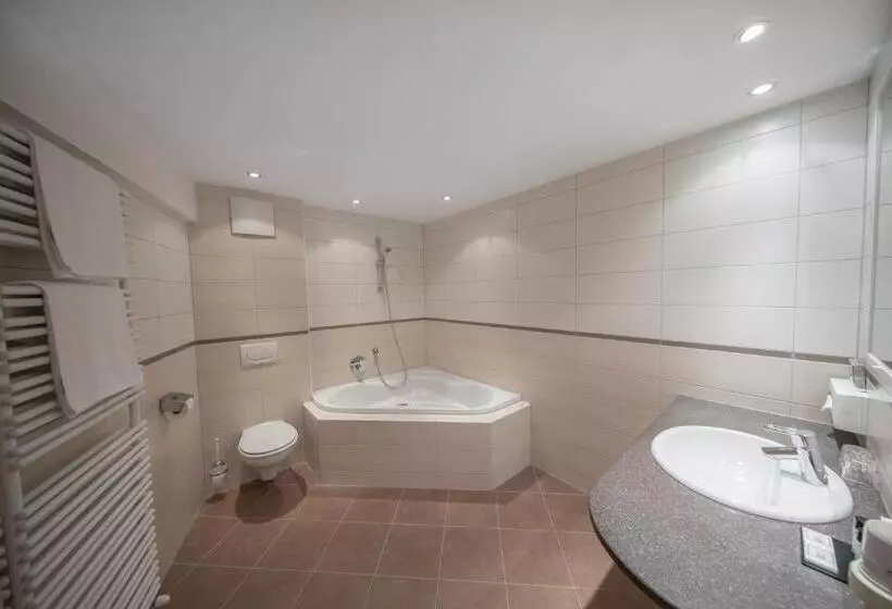 Suite 2 Dormitoare, Albona