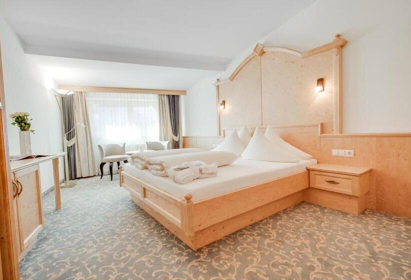 침실 2개 스위트, Albona