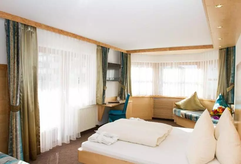 Junior Suite, Albona