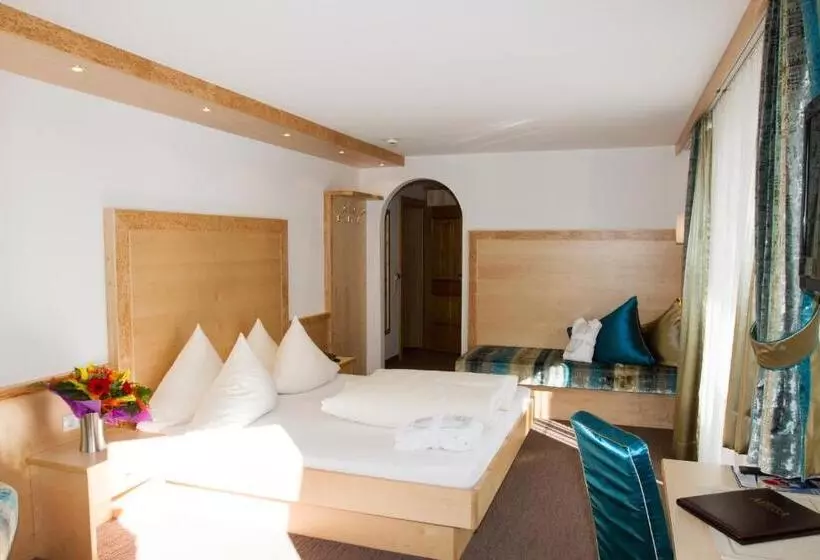 Junior Suite, Albona