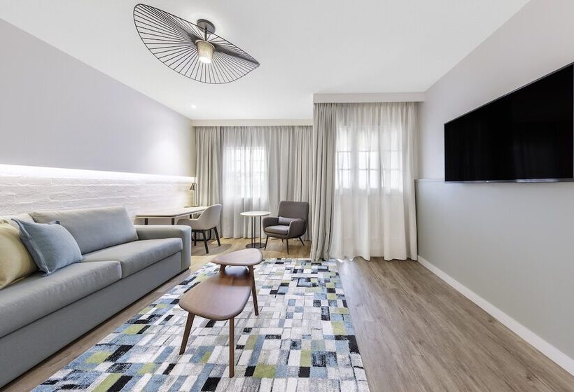 סוויטה, Crowne Plaza Hawkesbury Valley, An Ihg