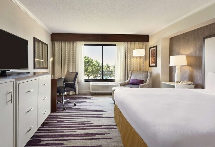 스탠다드 룸, Doubletree By Hilton Milwaukee Brookfield