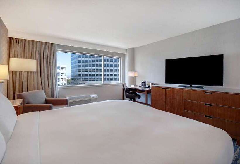 Номер Стандарт, Doubletree By Hilton Orlando Airport