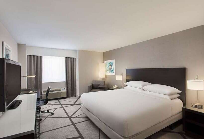 اتاق استاندارد با تخت بزرگ, Doubletree By Hilton Orlando Airport