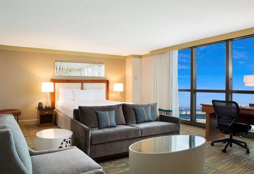 Полулюкс Кровать Кинг, Doubletree By Hilton Orlando Airport