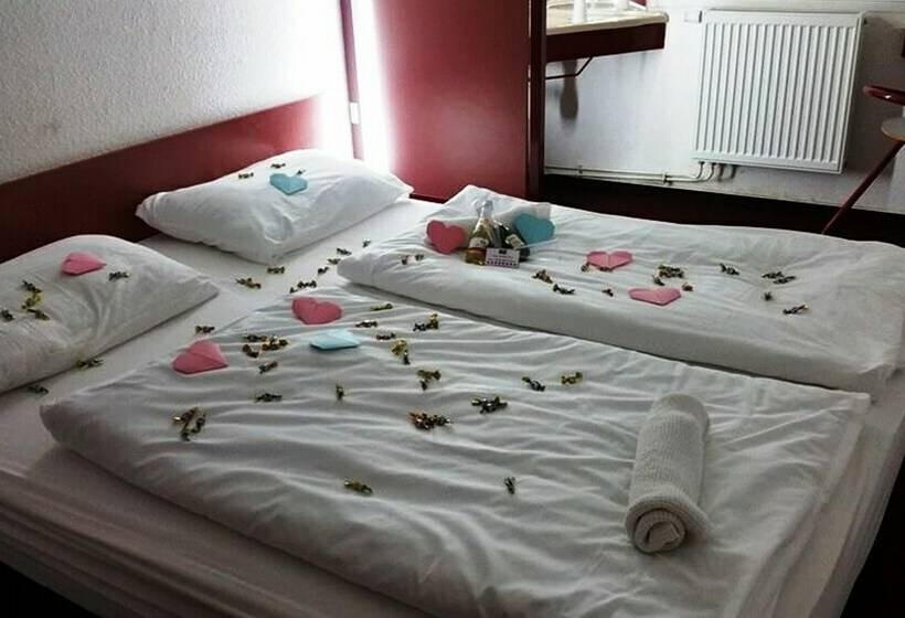 스탠다드 룸, Drive Inn