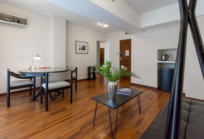 سوئیت پریمیوم, Feir S Park Hotel & Rooftop