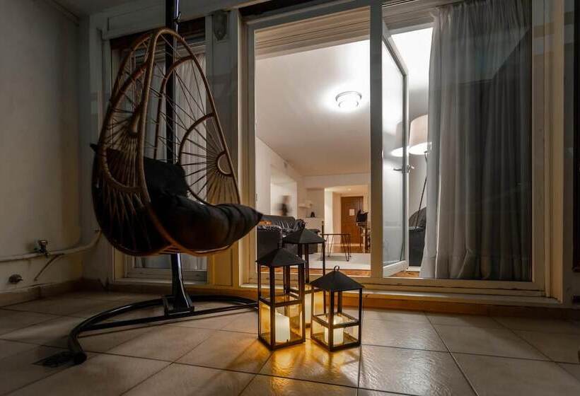 سوئیت پرزیدنت, Feir S Park Hotel & Rooftop