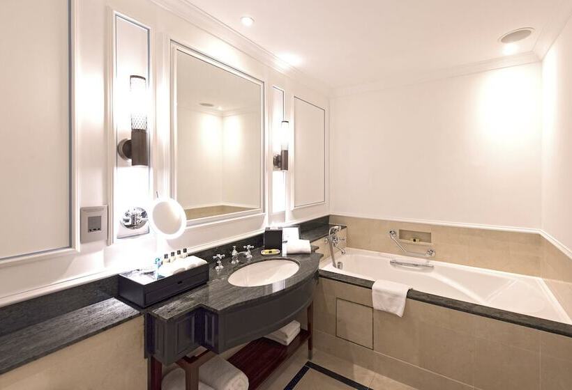 سوییت, Intercontinental Singapore, An Ihg