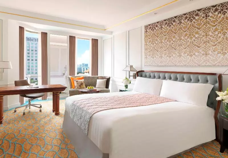 Club Room King Bed, Intercontinental Singapore, An Ihg