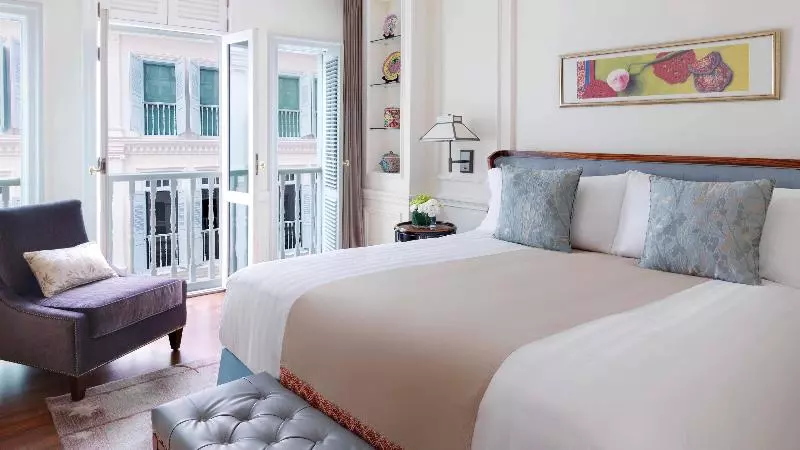 Club Room King Bed, Intercontinental Singapore, An Ihg