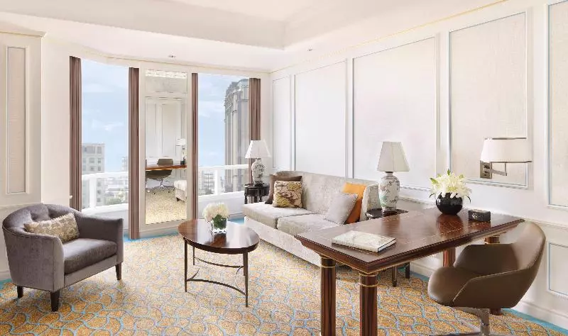 سوئیت پریمیوم, Intercontinental Singapore, An Ihg