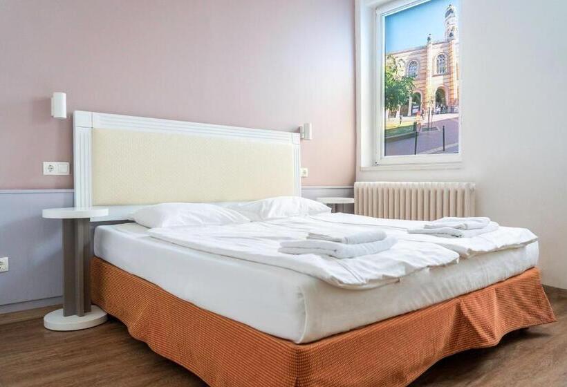 غرفة قياسية, Metro