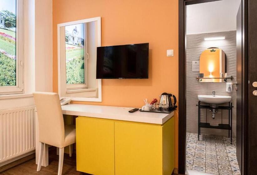 غرفة قياسية, Metro