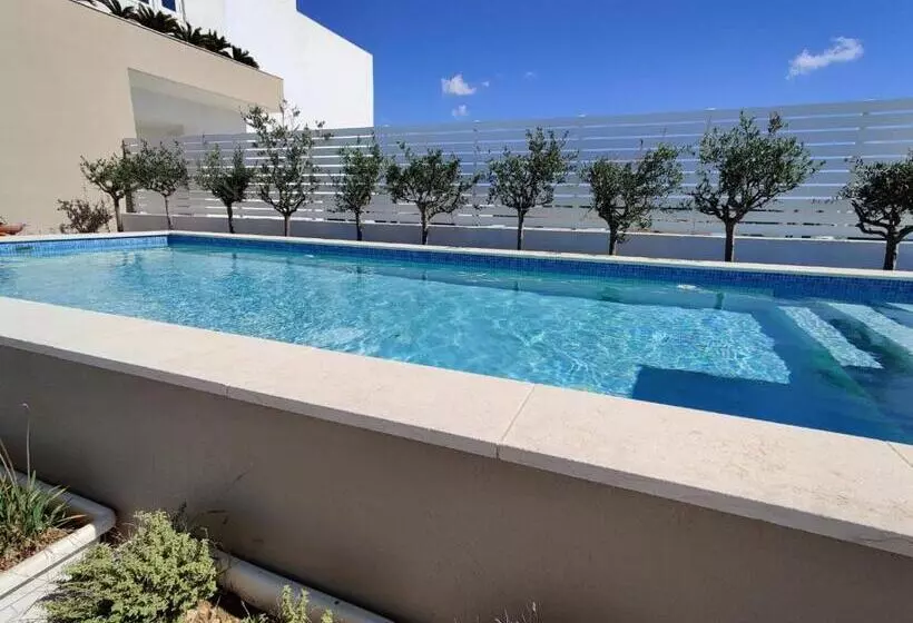 ペントハウススイート, Salini Resort