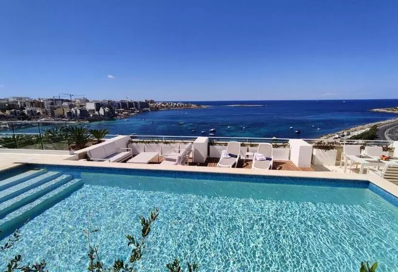 ペントハウススイート, Salini Resort