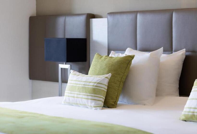 اتاق استاندارد با چشمانداز دریا, Salini Resort