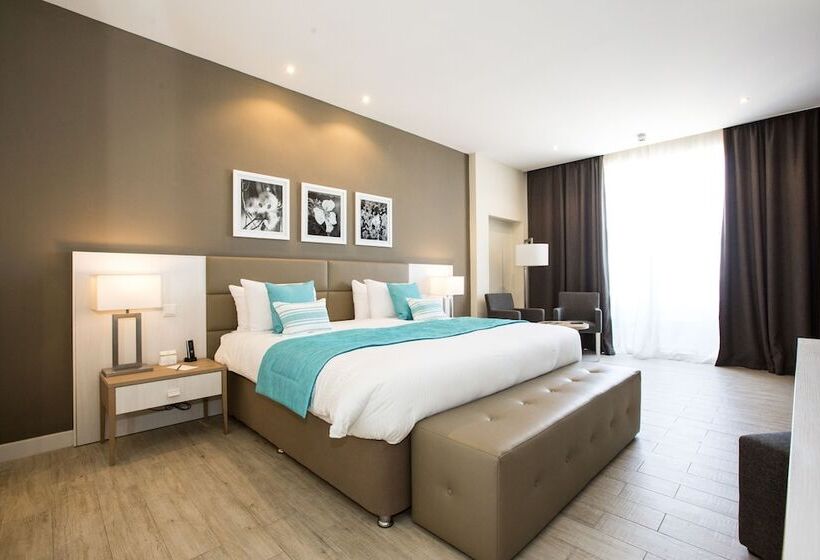 اتاق سوپریور با چشمانداز دریا, Salini Resort