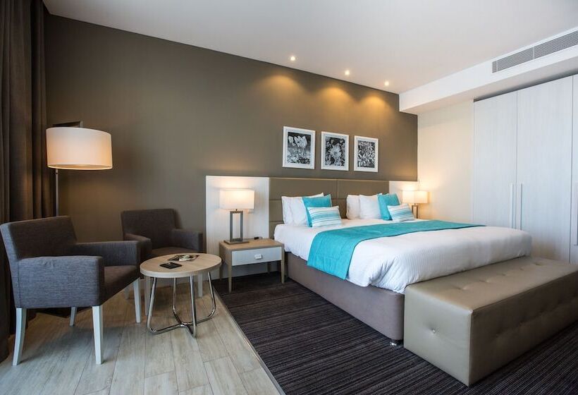 اتاق سوپریور با چشمانداز دریا, Salini Resort