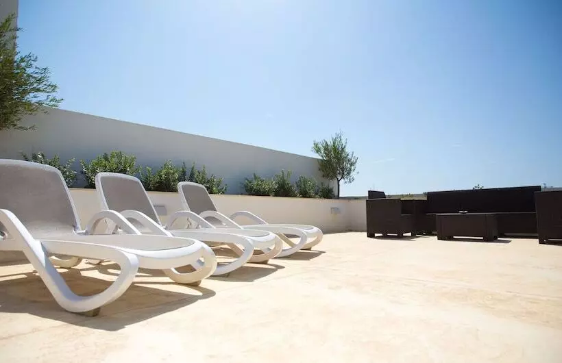 エクゼクティブスイート, Salini Resort