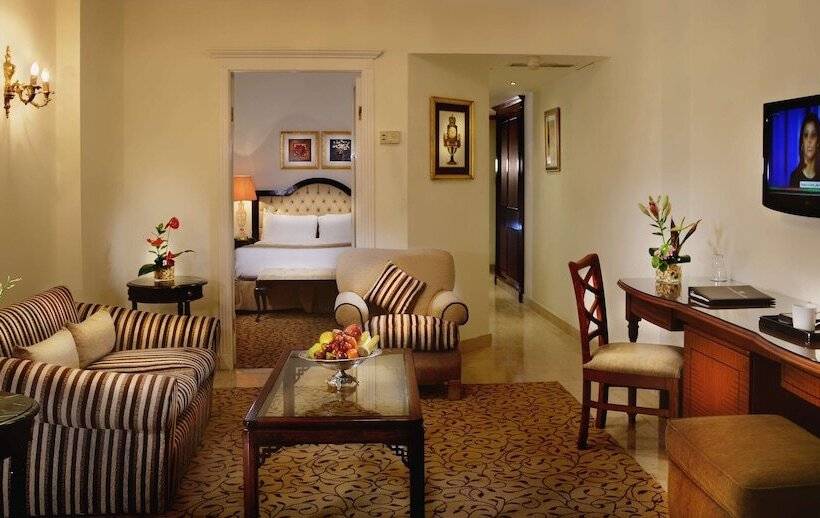 سوییت جونیور, Sonesta Hotel Tower & Casino Cairo