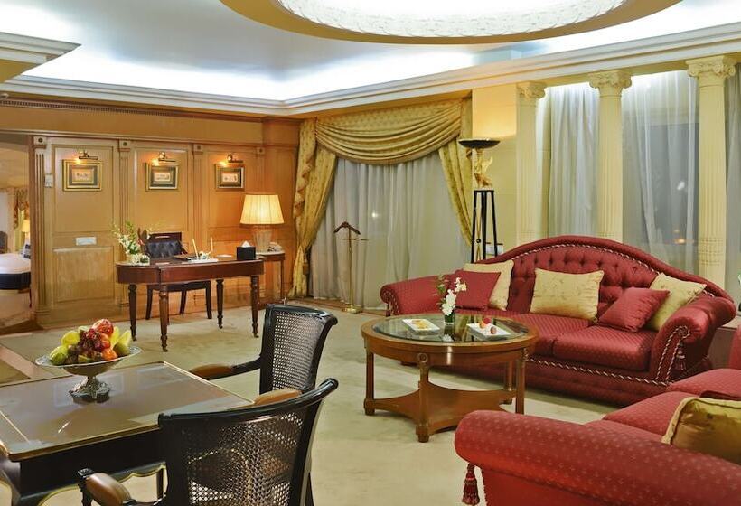 سوئیت رویال, Sonesta Hotel Tower & Casino Cairo