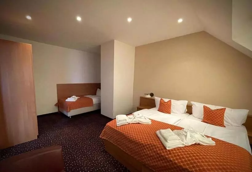 スイート, Lázeňský Hotel Pyramida