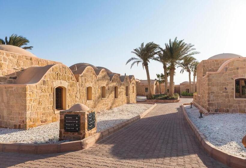 اتاق سوپریور با چشمانداز جانبی دریا, Movenpick Resort El Quseir