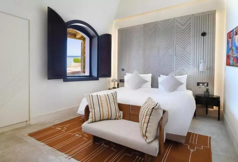 سوییت با چشمانداز دریا, Movenpick Resort El Quseir