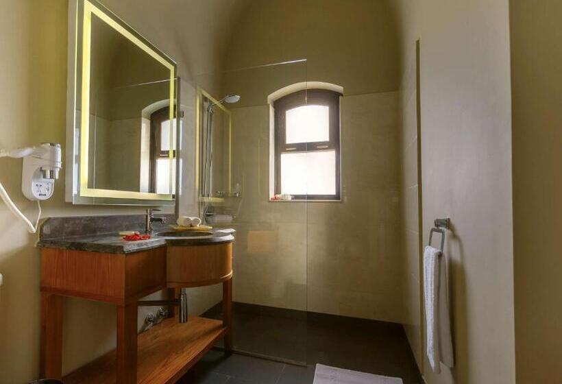 اتاق سوپریور با چشمانداز باغ, Movenpick Resort El Quseir