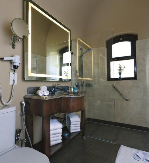 اتاق سوپریور با چشمانداز جانبی دریا, Movenpick Resort El Quseir