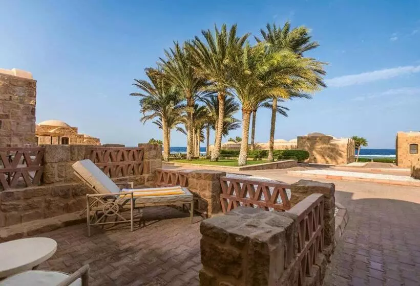 اتاق سوپریور با چشمانداز دریا, Movenpick Resort El Quseir
