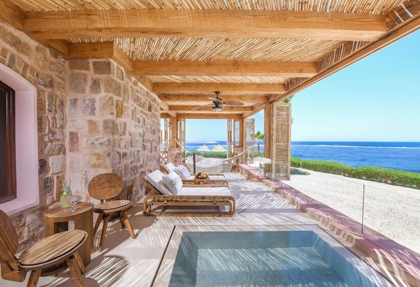 سوییت با چشمانداز دریا, Movenpick Resort El Quseir