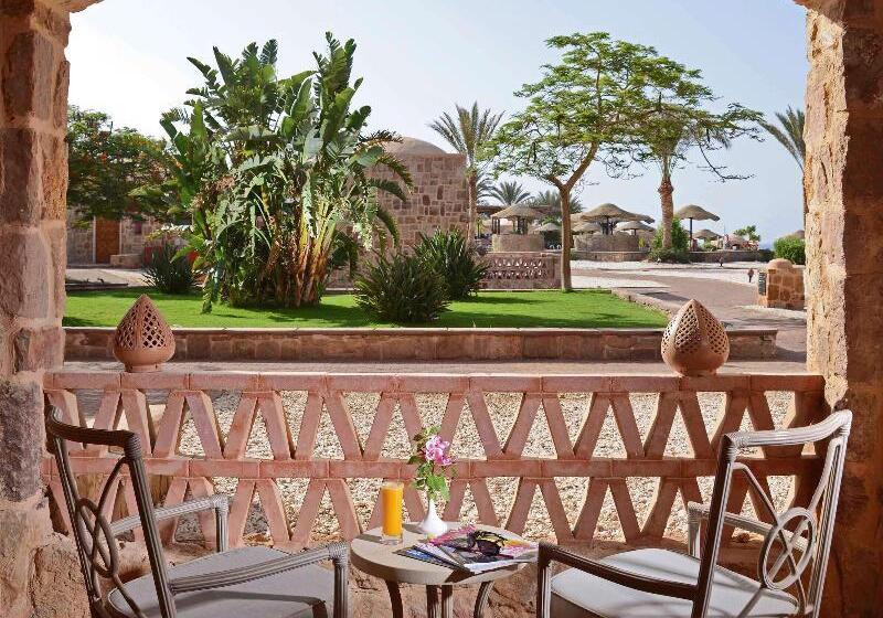 اتاق سوپریور با چشمانداز باغ, Movenpick Resort El Quseir